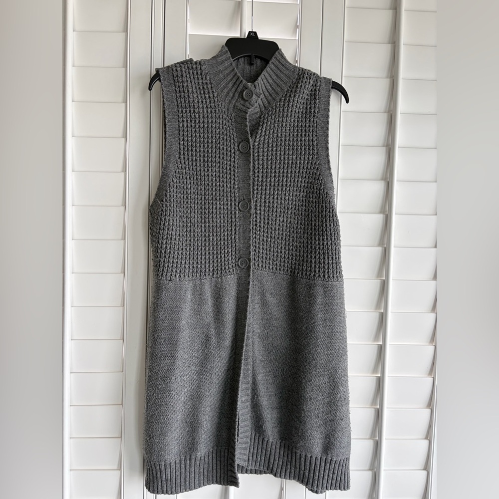 BONGO Long Gray Sleeveless Button Down Sweater Vest Size 2X